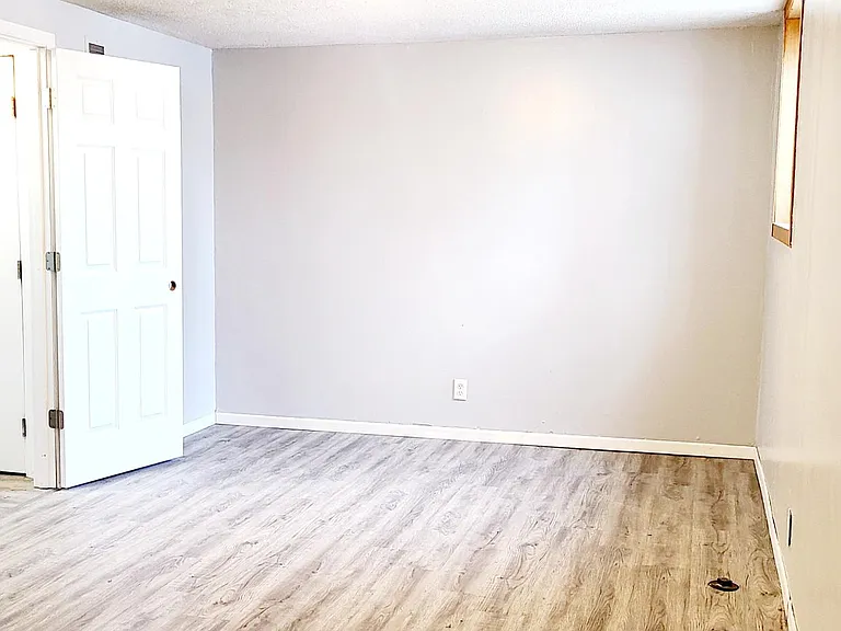 4924 Hanover Rd — Photo 15