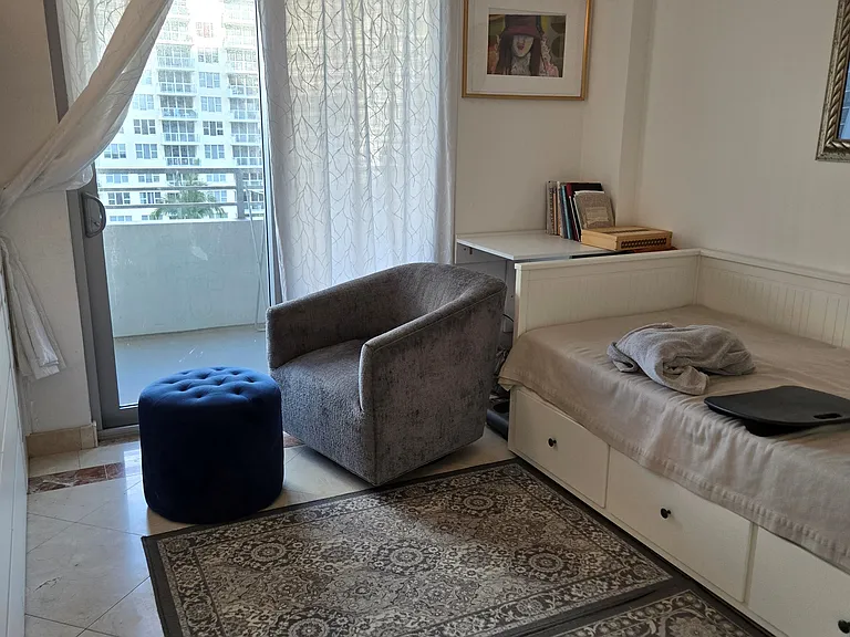 5555 Collins Ave #8W — Photo 15