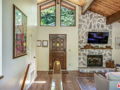 2378 Rim Of The World Dr, Running Springs, CA, 92382