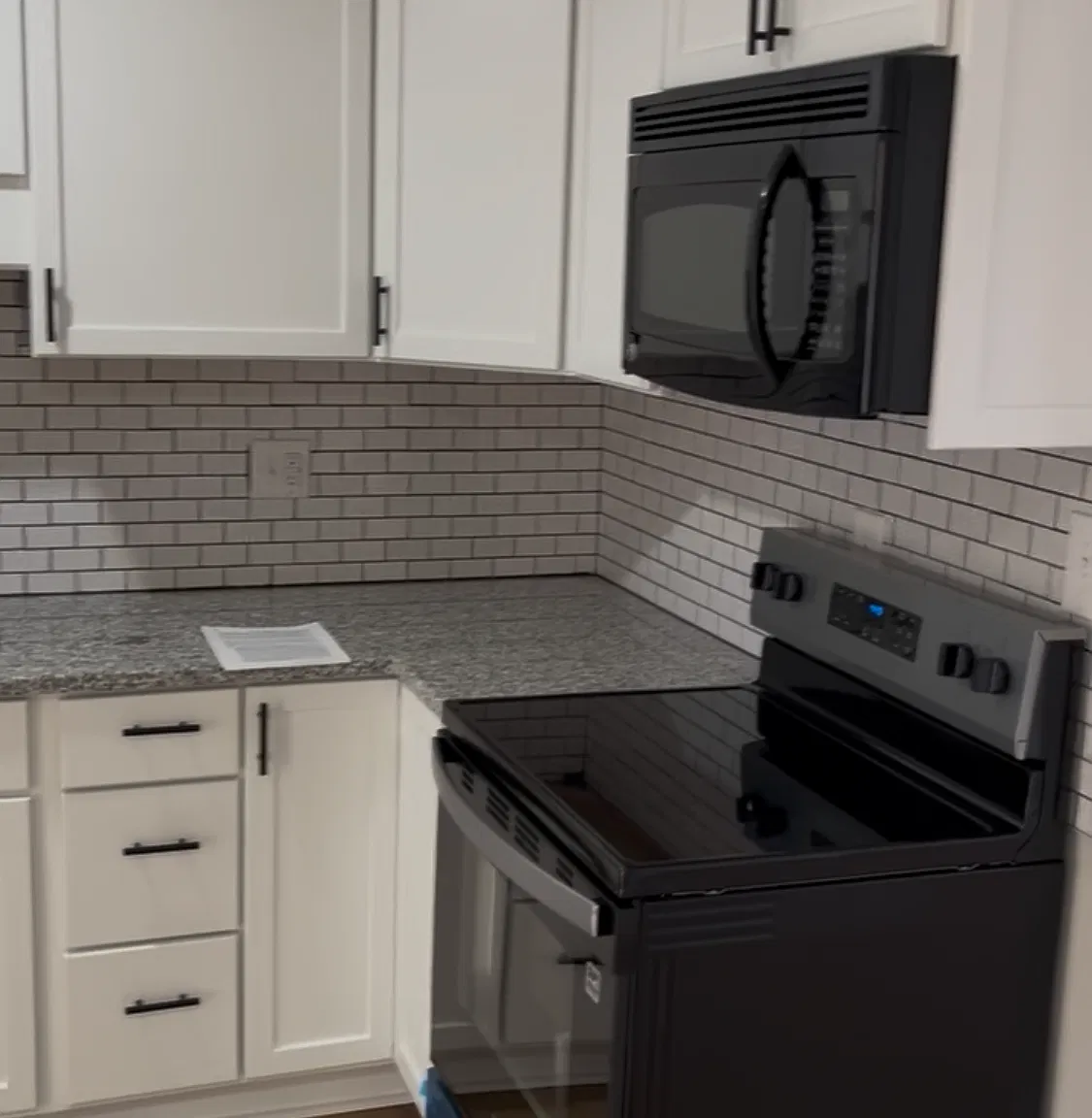 Oakridge Dr, Wilmington — Photo 1