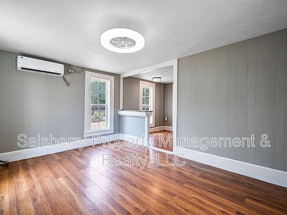 3rd image of 304 Bryan St #B