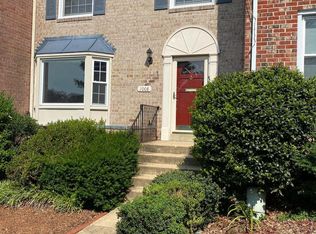 1008 N Terrill St, Alexandria, VA 22304