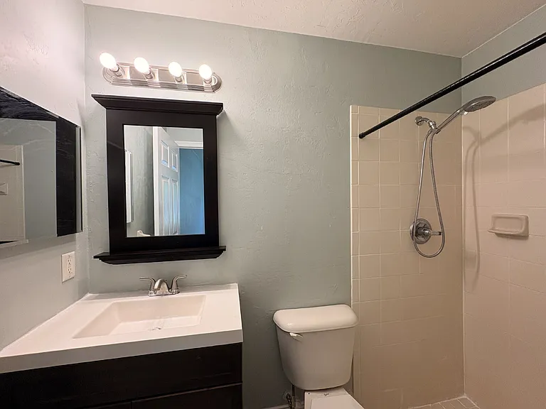 644 NW 66th Pl — Photo 21