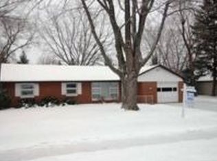 959 W Cecil St, Neenah, WI 54956
