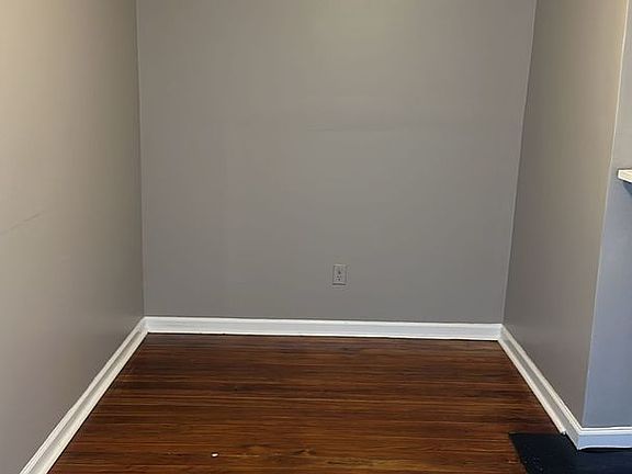 2nd image of 147 Rand Ave