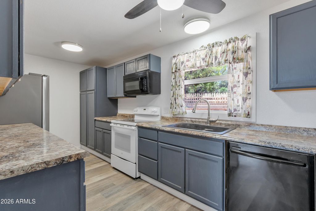 4410 N MONTEZUMA Avenue, Rimrock, AZ - More