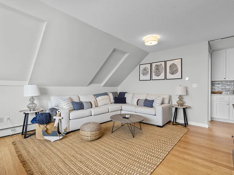 62 Cosey Beach Ave — Photo 2