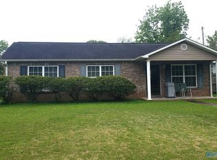 2011 8th St SE, Decatur, AL 35601