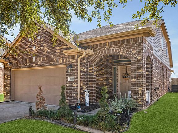 2nd image of 8103 Heartbrook Field Ln