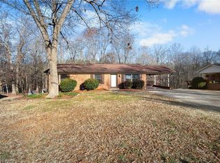 277 Fisher St, Lexington, NC 27292