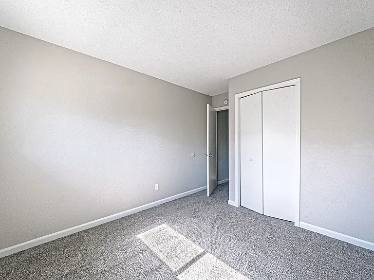 221 N Race St #D — Photo 21