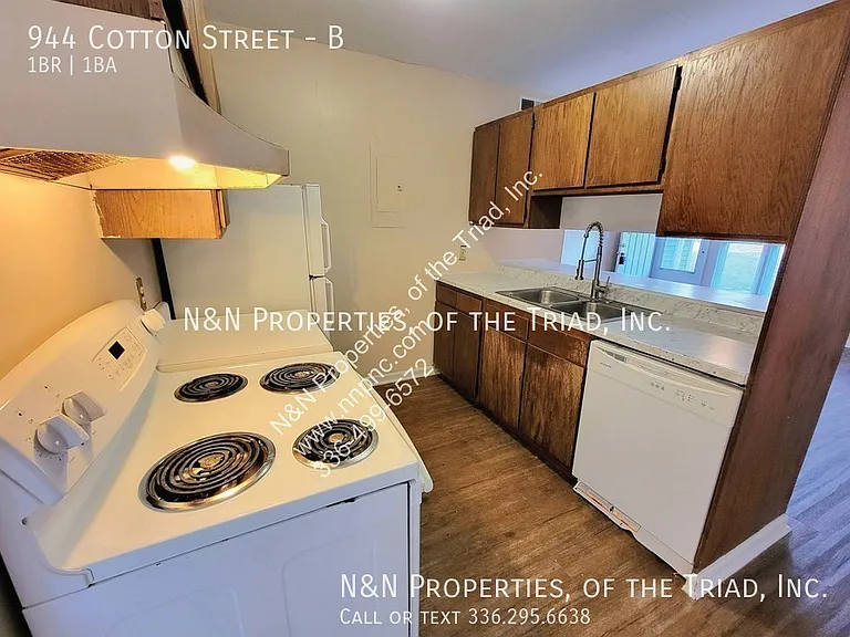 944 Cotton St #B — Photo 9