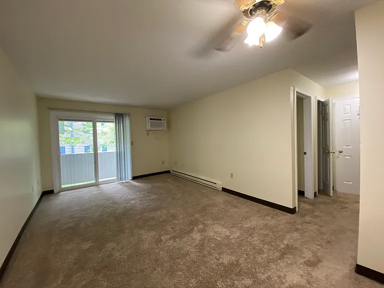 Sunset Ridge Apartments — Photo 98