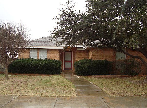 2nd image of 4603 Bishops Castle Dr