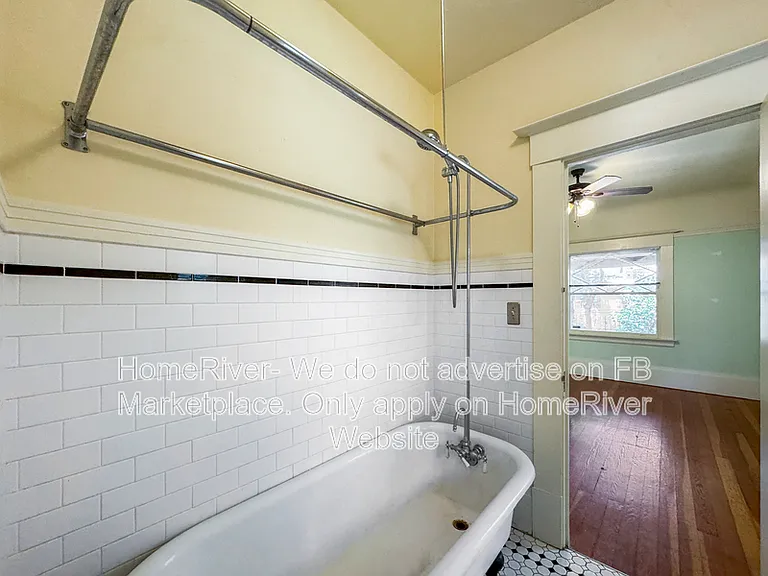 2800 F St — Photo 10
