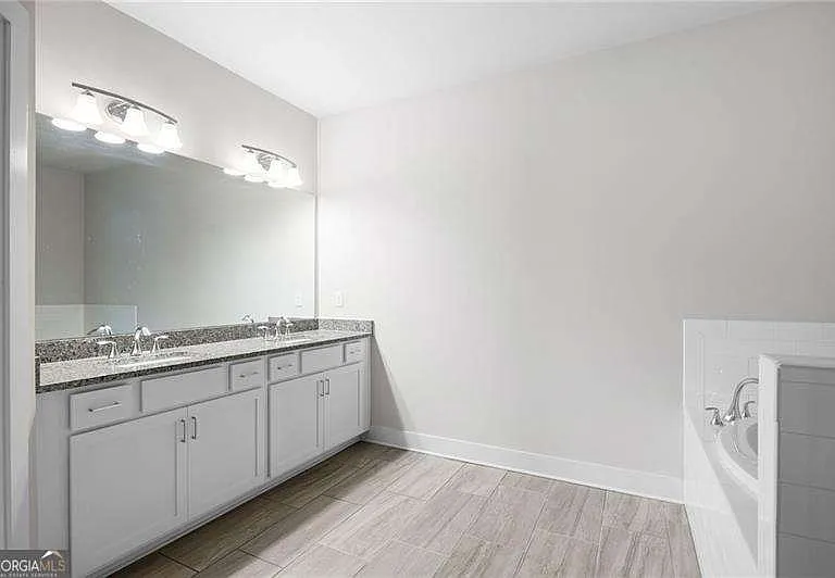 1395 Heights Park Dr SE — Photo 24