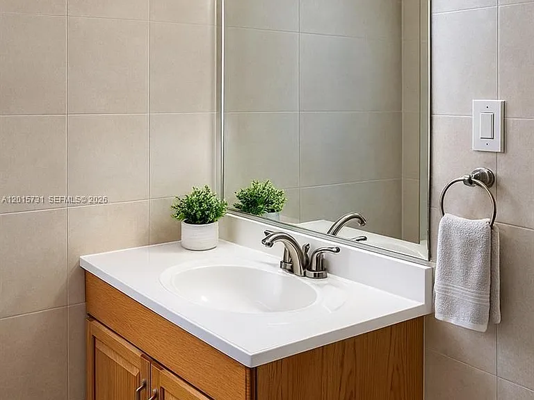 1750 NE 191st St #816-3 — Photo 7