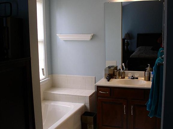 4th image of 20404 Davencroft Ct
