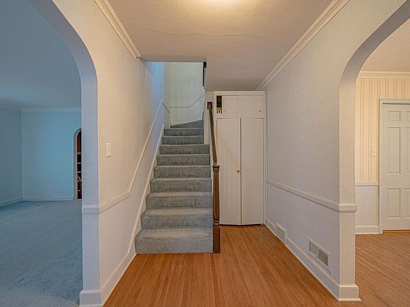 4th image of 3121 Grandview Blvd