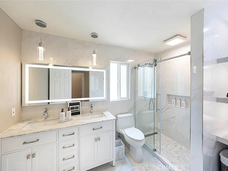 8008 E Fox Run Ln — Photo 15