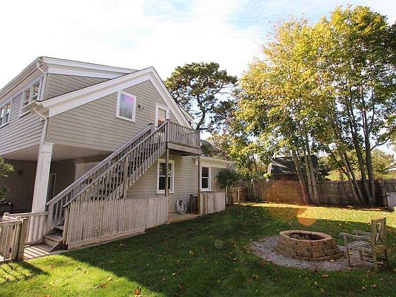 5th image of 27 Walnut Ave