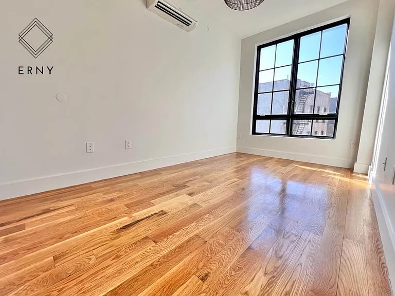12 Ford St #6L — Photo 10