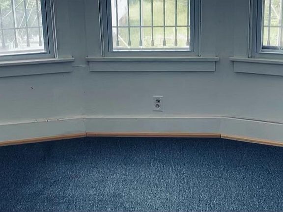 2nd image of 8 Schreck Ave