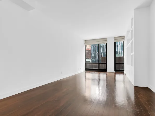 101 Warren Street image 2 of 6