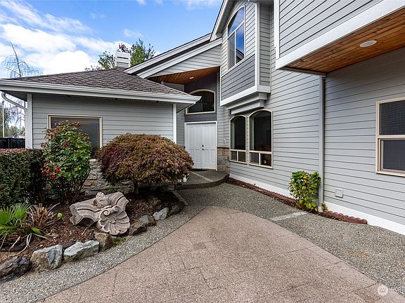 2nd image of 16014 E Shore Drive