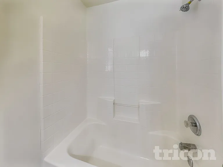 7833 Flagler St — Photo 14
