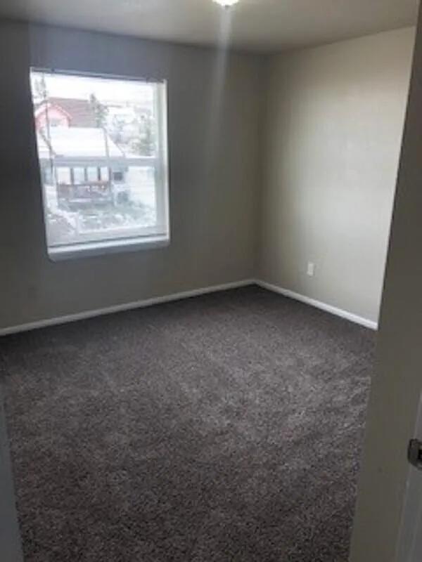 324 W Eaton Ave — Photo 4