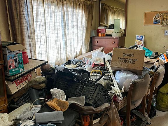 3rd image of 2285 Jessie Ave