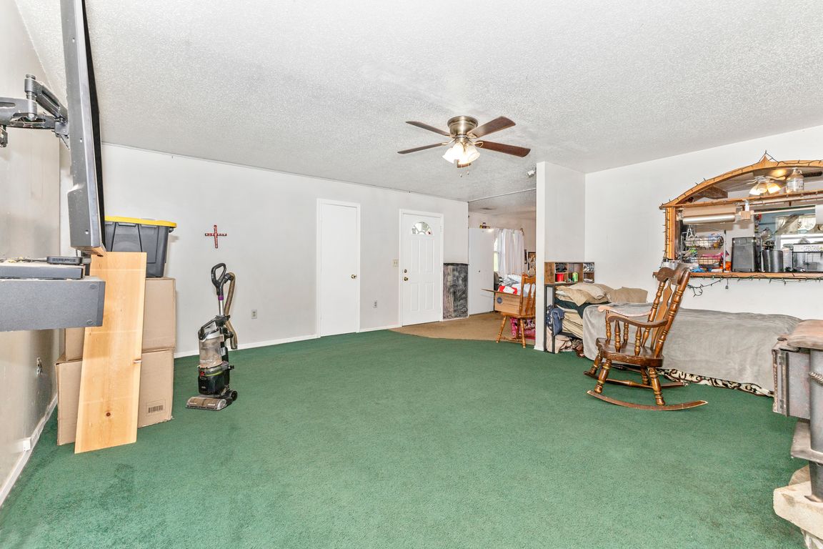 next background image