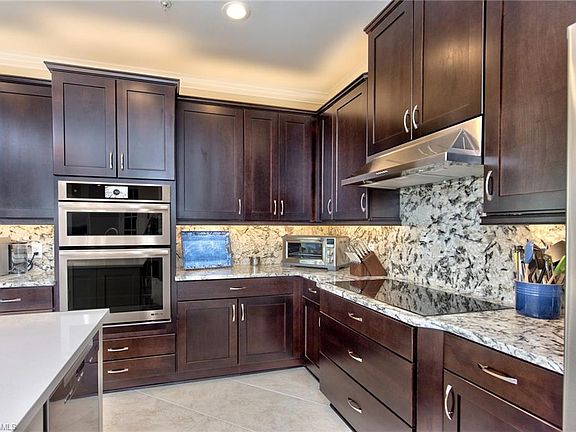 3rd image of 4550 Colony Villas Dr Unit 1802