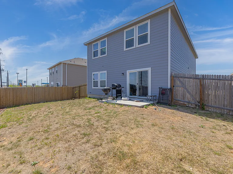 5810 Rue Picasso — Photo 23