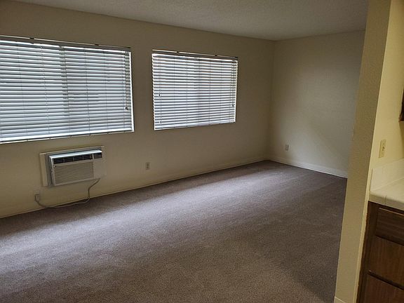 5th image of 7961 El Cajon Blvd #109