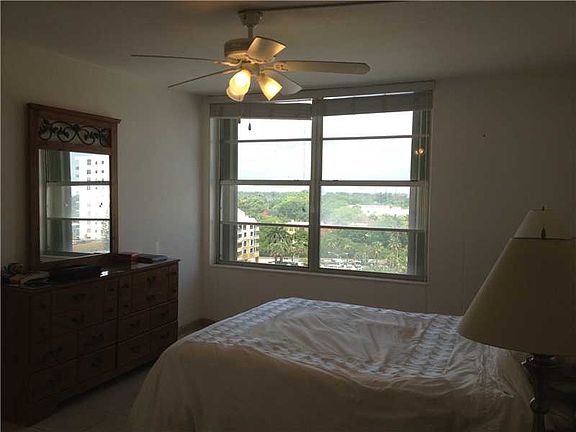 3rd image of 2899 Collins Ave APT 1048
