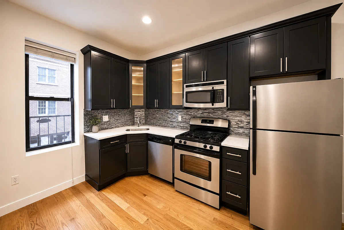 28-19 Astoria Boulevard 7