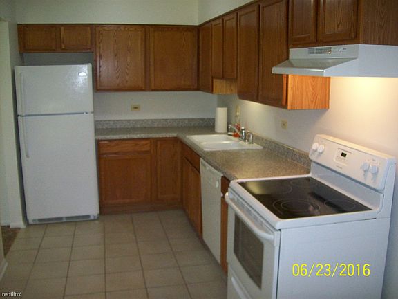 2nd image of 619 E Glenwood Lansing Rd APT 107