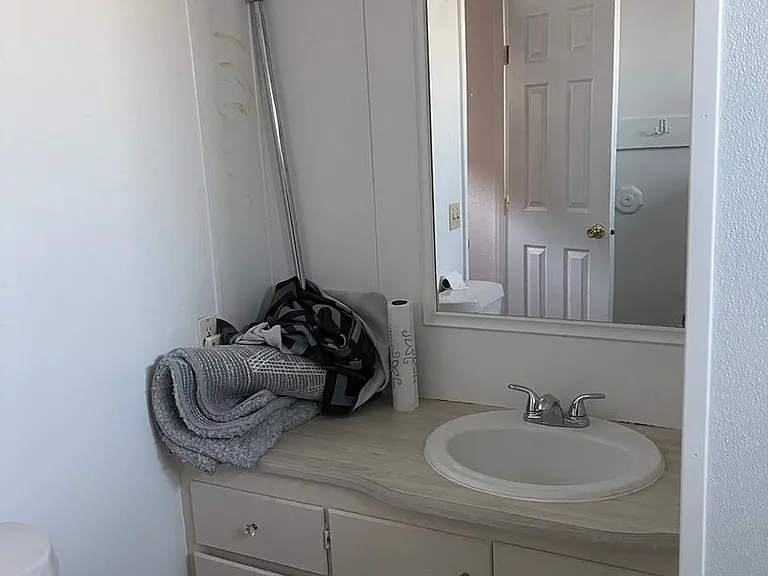 2746 Hummingbird St — Photo 7