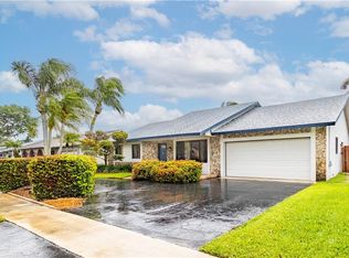 8680 SW 55th St, Cooper City, FL 33328