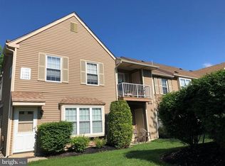 1005 Scotswood Ct, Mount Laurel, NJ 08054