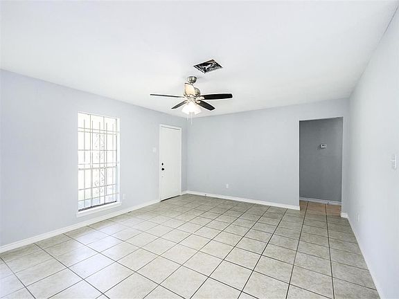 4th image of 8606 Valley Flag Dr