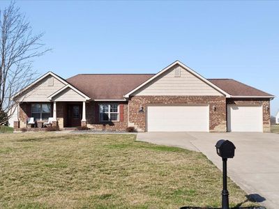 5197 White Oak Dr, Smithton, IL, 62285
