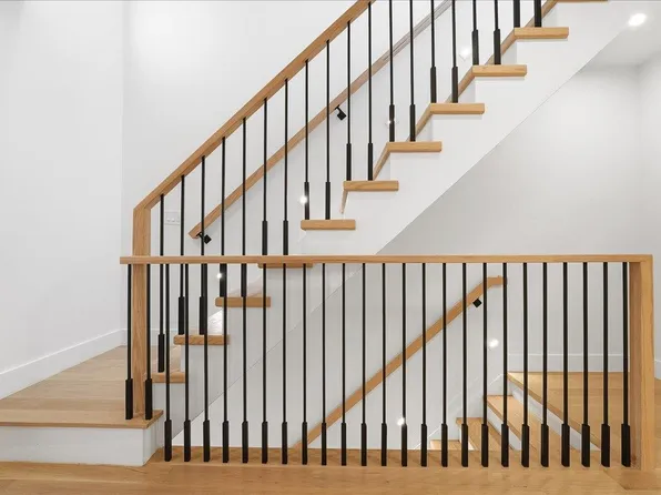 105 Laidlaw Avenue image 21 of 23