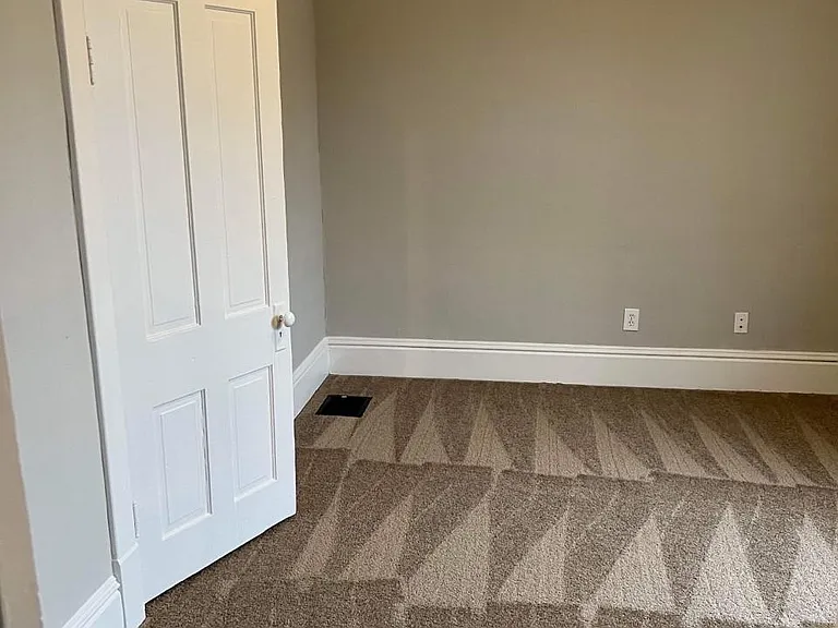 235 E Washington St #235 — Photo 15