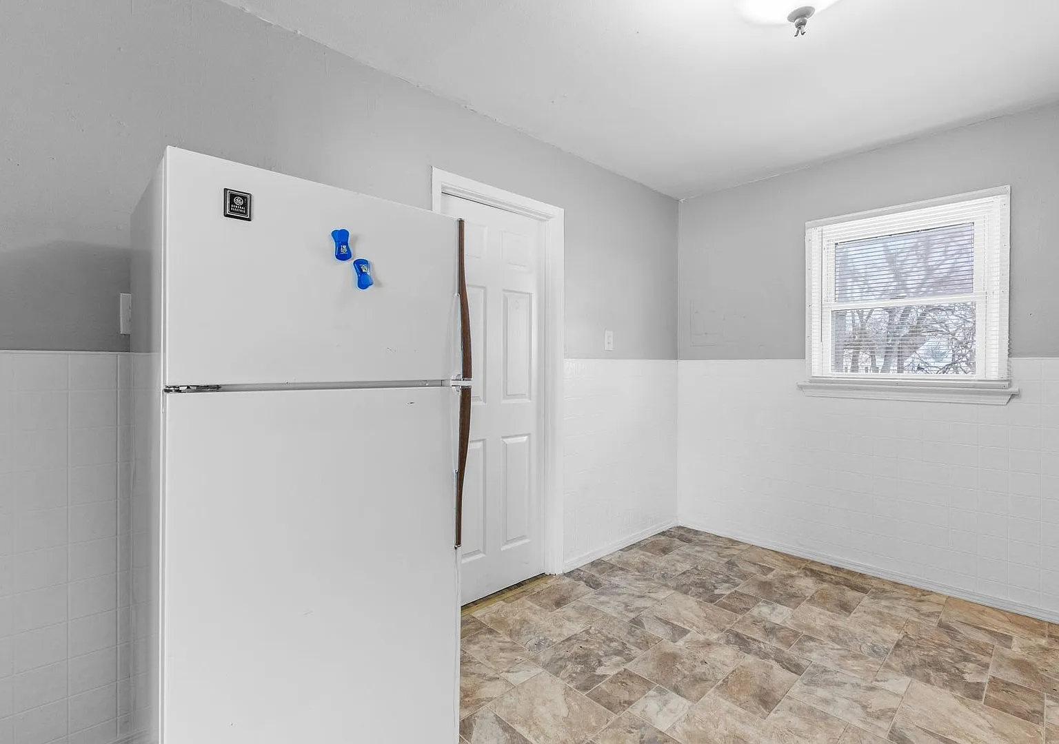 Bedroom, 1-Bathroom Home for Rent Section 8 Accepted — Photo 4