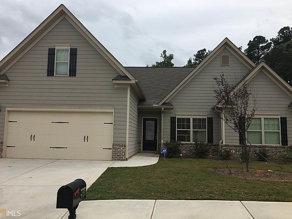 2nd image of 896 Donington Cir