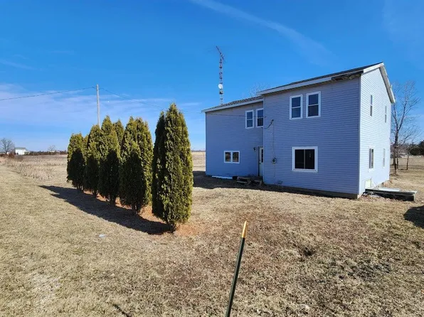13511 Pioneer Rd, Camden, MI 49232