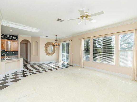 3rd image of 6313 Boardman Ct